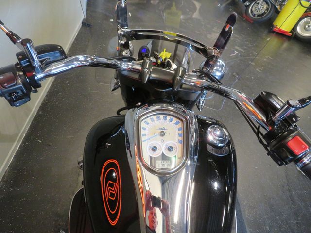 yamaha - xv-1900-midnight-star