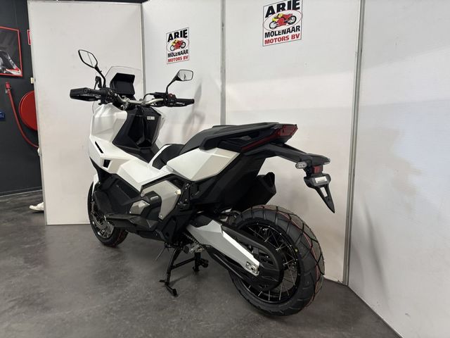 honda - x-adv