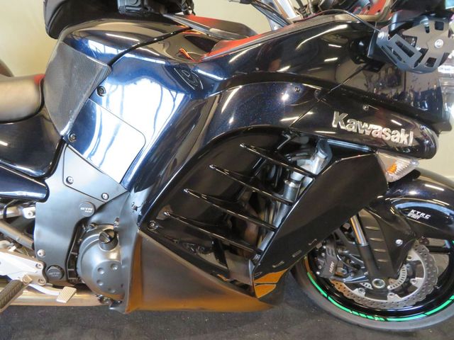 kawasaki - gtr-1400