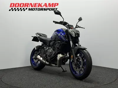 YAMAHA MT 07 ABS – foto 3