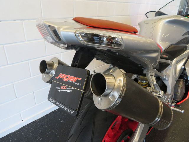 aprilia - rsv-1000-r-factory