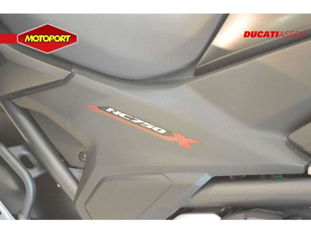 honda - nc-750-x-dct