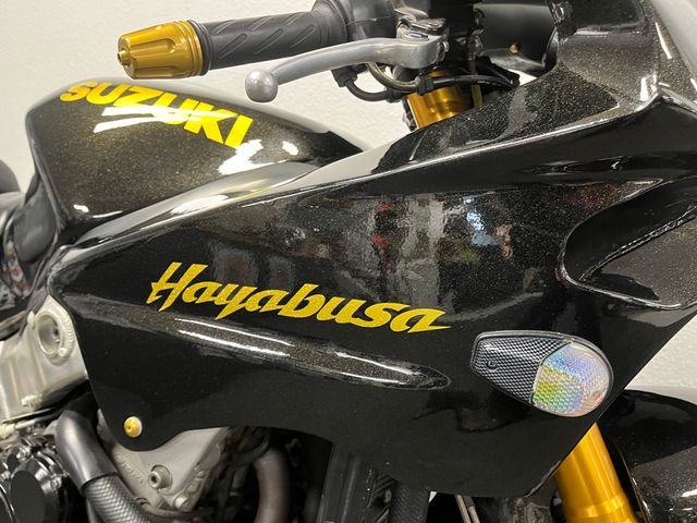 suzuki - gsx-r-1300-hayabusa