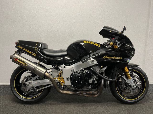 suzuki - gsx-r-1300-hayabusa