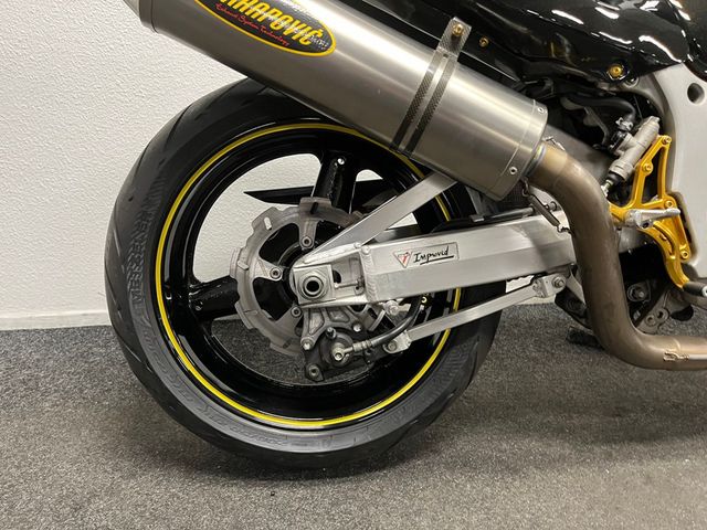 suzuki - gsx-r-1300-hayabusa