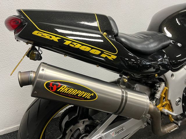 suzuki - gsx-r-1300-hayabusa
