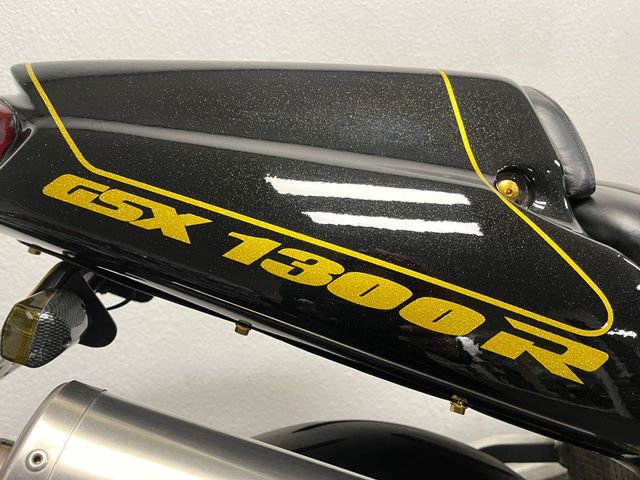 suzuki - gsx-r-1300-hayabusa