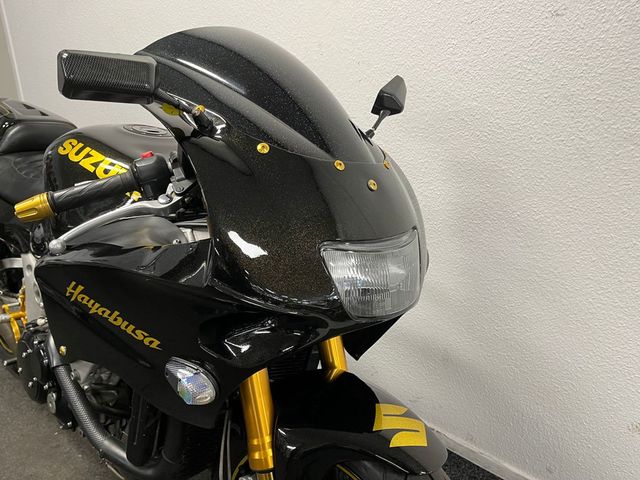 suzuki - gsx-r-1300-hayabusa