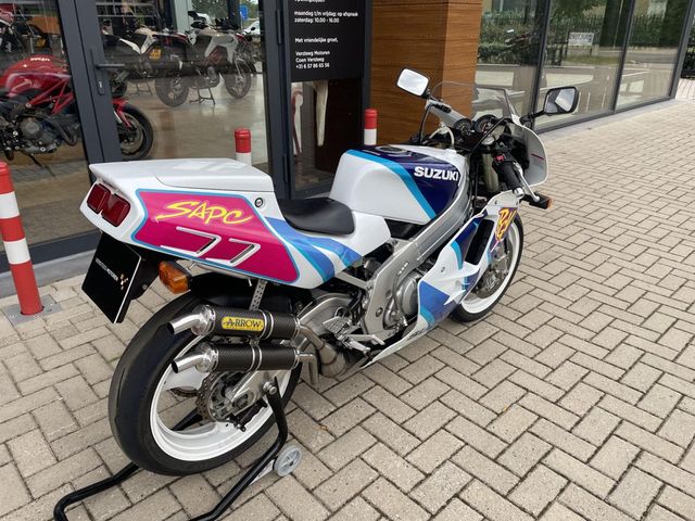suzuki - rgv-250