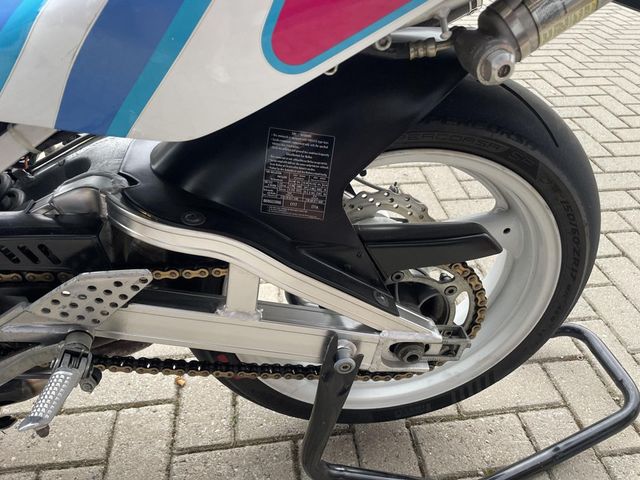 suzuki - rgv-250