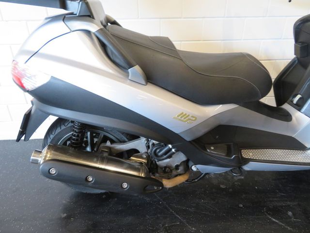 piaggio - mp3-400-lt-touring
