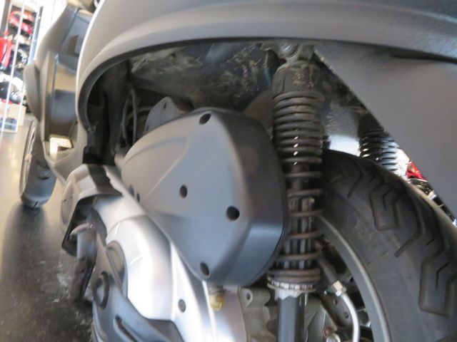 piaggio - mp3-400-lt-touring
