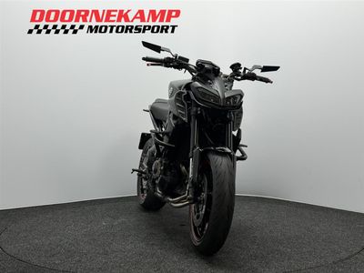 YAMAHA MT 09 ABS – foto 4
