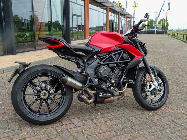 mv-agusta - dragster-800-rosso