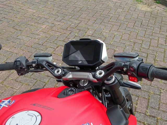 mv-agusta - dragster-800-rosso