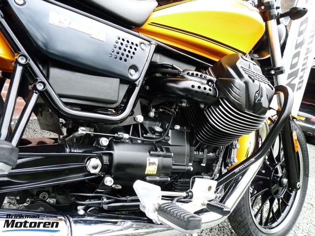 moto-guzzi - v-9-roamer