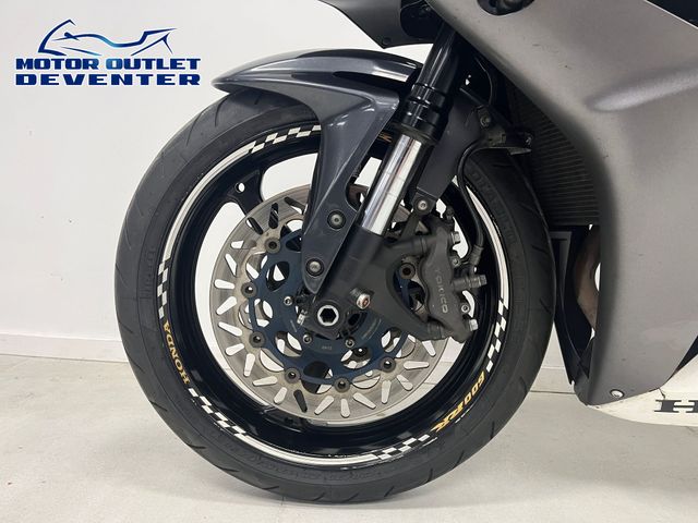 honda - cbr-600-rr
