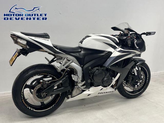 honda - cbr-600-rr