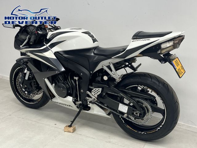 honda - cbr-600-rr