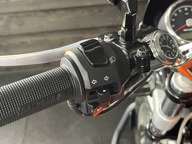 royal-enfield - interceptor-650