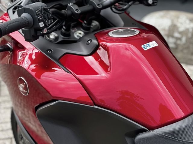 honda - nt-1100