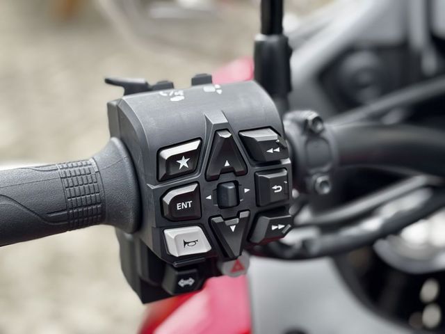 honda - nt-1100