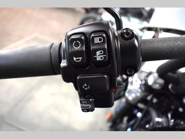 harley-davidson - street-bob-114-fxbbs