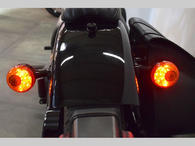 harley-davidson - street-bob-114-fxbbs