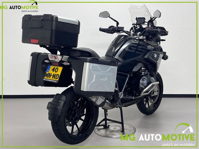 bmw - r-1250-gs-triple-black