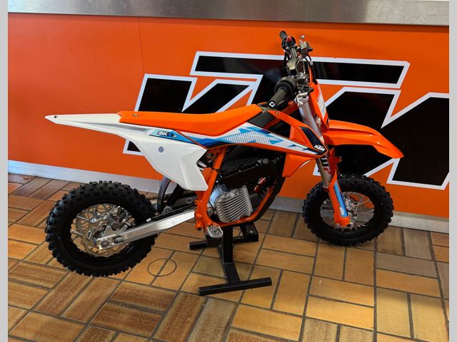 ktm - sx-e3