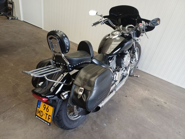 yamaha - xvs-1100-dragstar