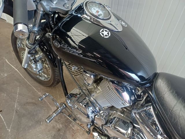 yamaha - xvs-1100-dragstar