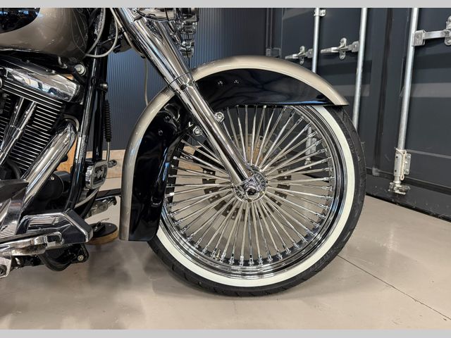 harley-davidson - heritage-softail-classic-flstc