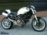 DUCATI M 1100