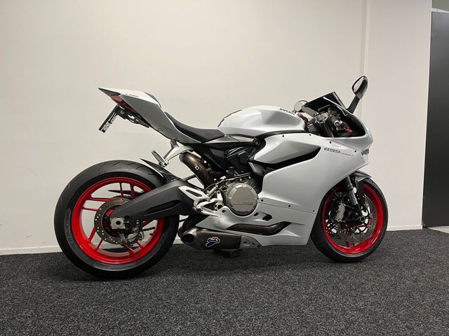 ducati - 899-panigale