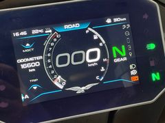 Moto Guzzi V 100 Mandello S 2024 occasion – foto 11 van 22