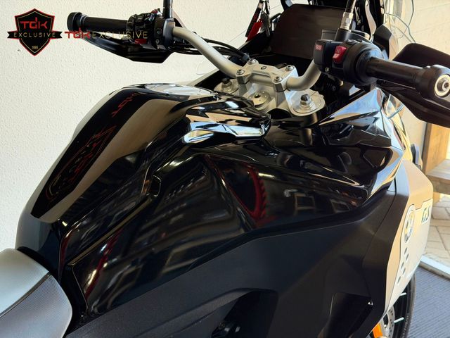 bmw - f-900-gs-adventure