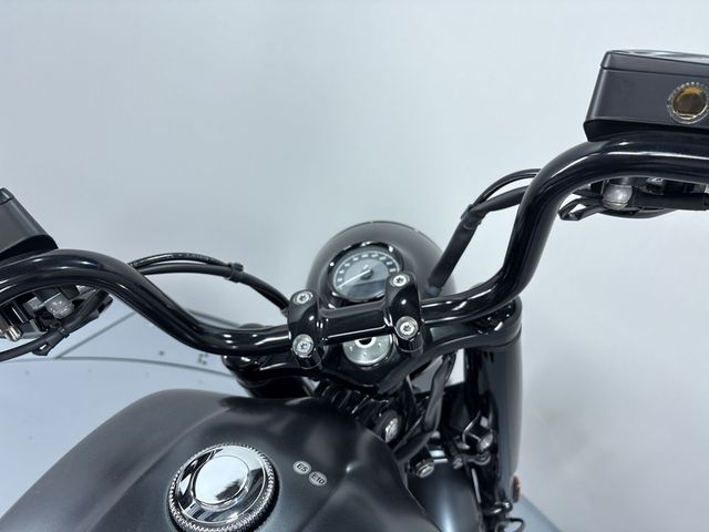 bmw - r-18-rocktane