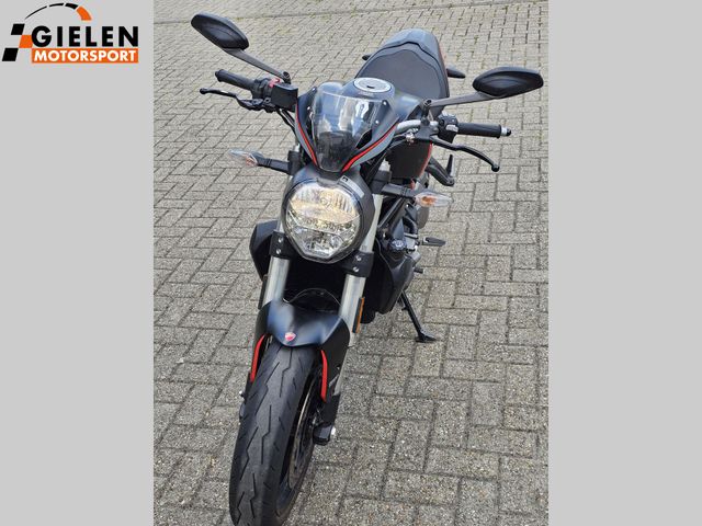 ducati - monster-821-stealth