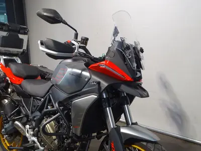 QJMOTOR SRT 700 SX TOURING – foto 4