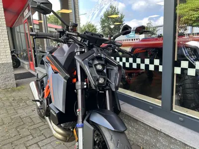KTM 1390 SUPER DUKE R EVO – foto 4