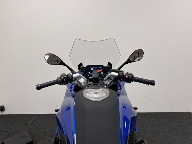 bmw - r-1300-rs