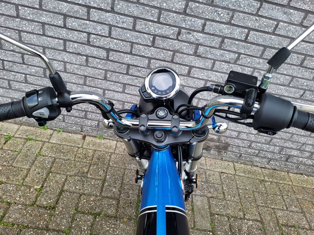 honda - st-125-dax