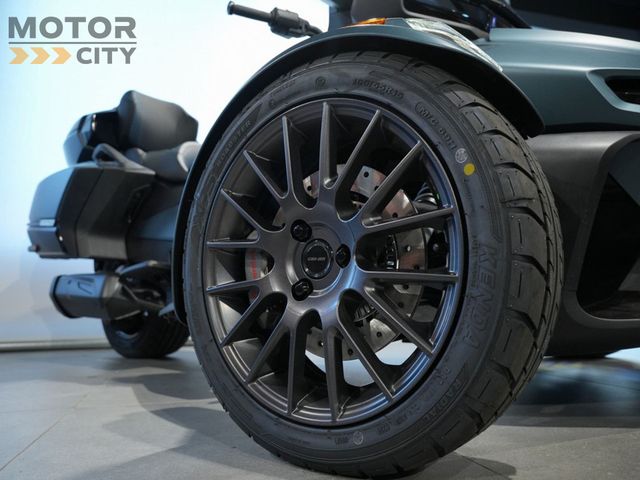 can-am - spyder-rt-limited