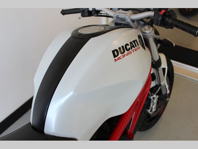 ducati - m-796