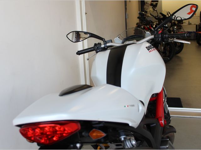 ducati - m-796