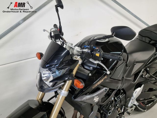 suzuki - gsr-750