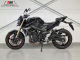 SUZUKI GSR 750
