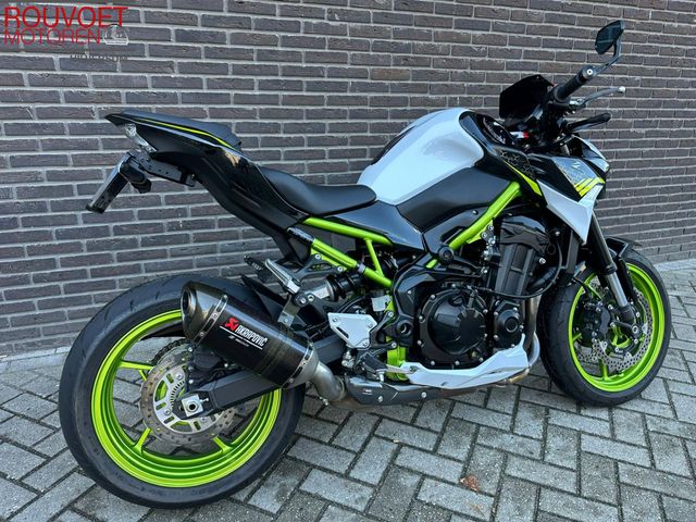 kawasaki - z900