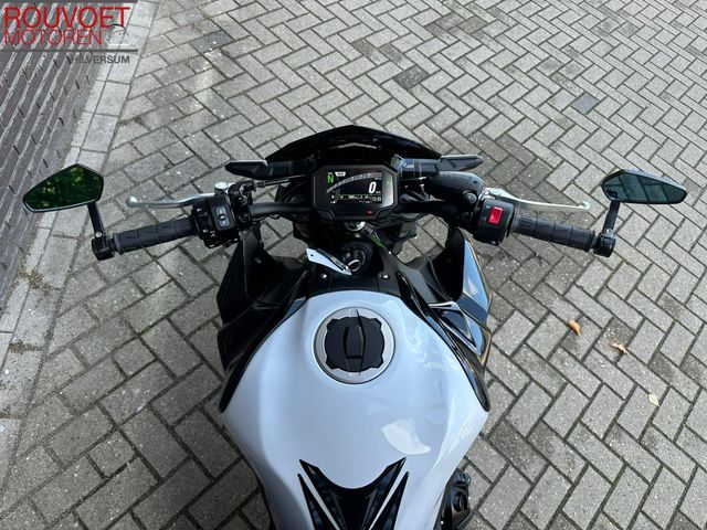 kawasaki - z900